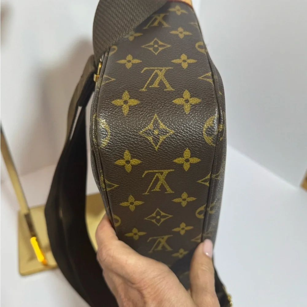 AUTHENTIC Louis Vuitton Dark Brown Monogram Briefcase